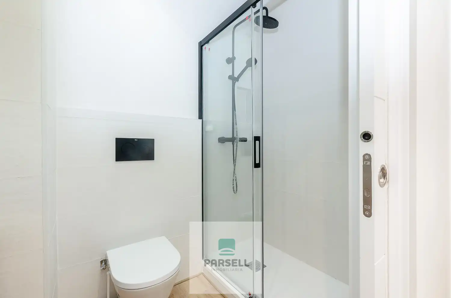 Baño de Piso en venta en Barcelona con Aire acondicionado, Calefacción y Parquet