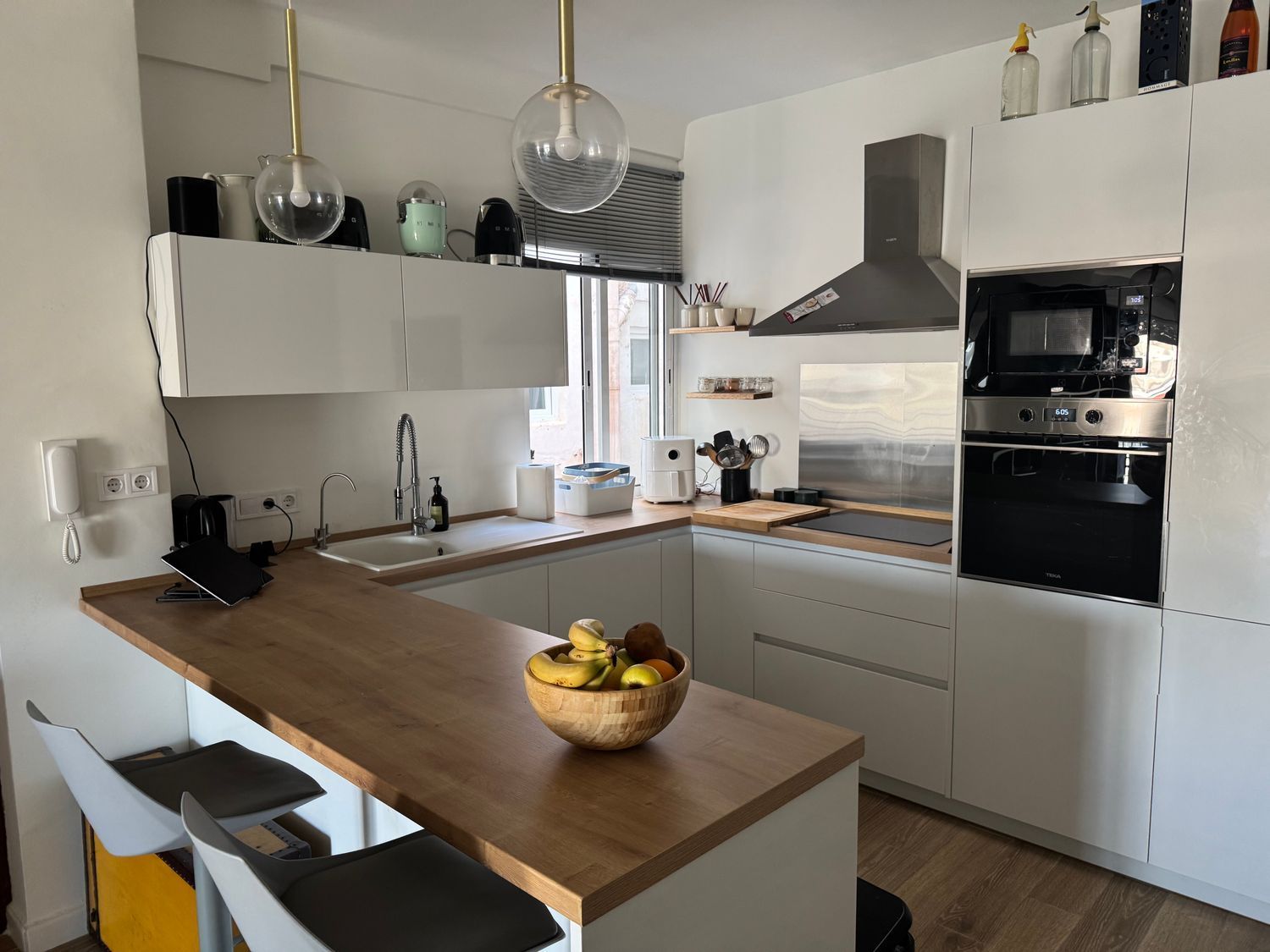 Kitchen of Flat for sale in Santander  with Air Conditioner, Heating and Furnished