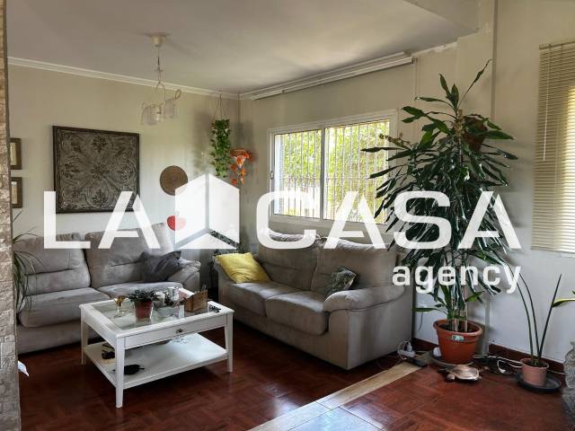 Casa-chalet en Venta en Oromana