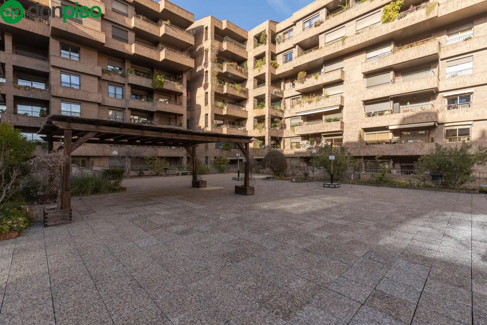 Exterior view of Apartments for sale in Granada  with Air Conditioner, Heating and Private garden