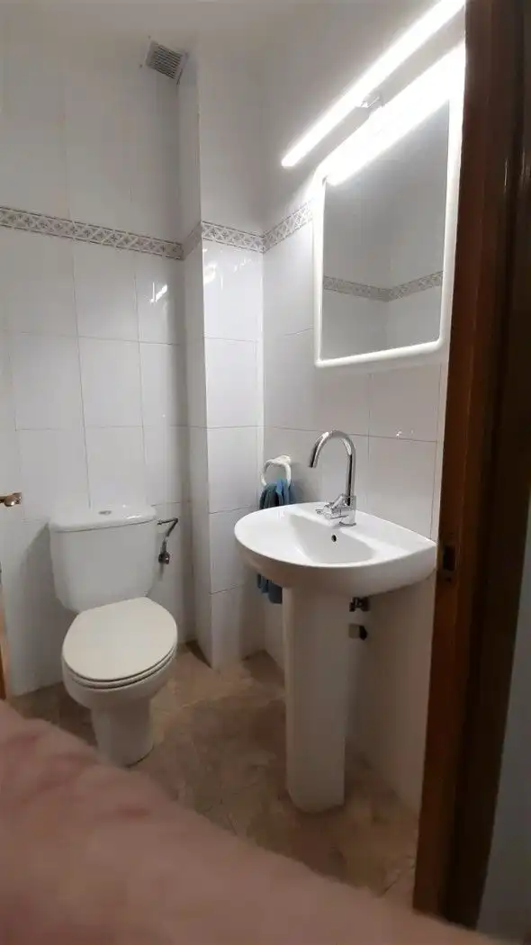 Badezimmer von Einfamilien-Reihenhaus zum Verkauf in Moià mit Heizung, Terrasse und Abstellraum