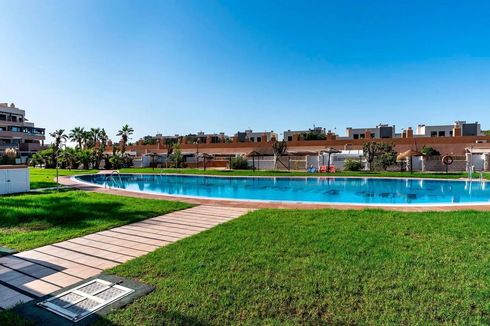 Piano terra con piscina in vendita a JUEGOS LANGUEDOC ROSELLON, imagen 2