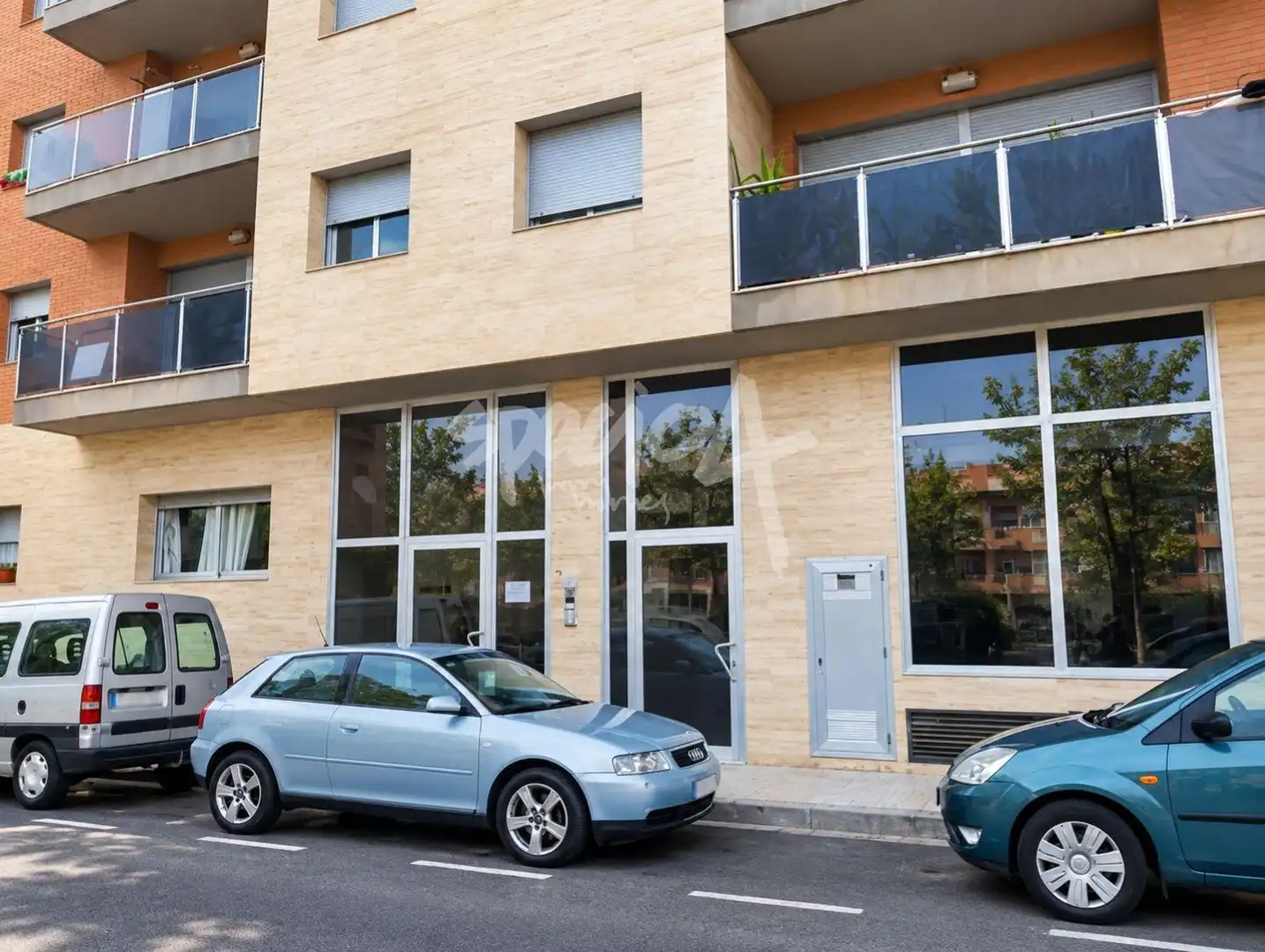 Exterior view of Flat for sale in Móra d'Ebre  with Community pool