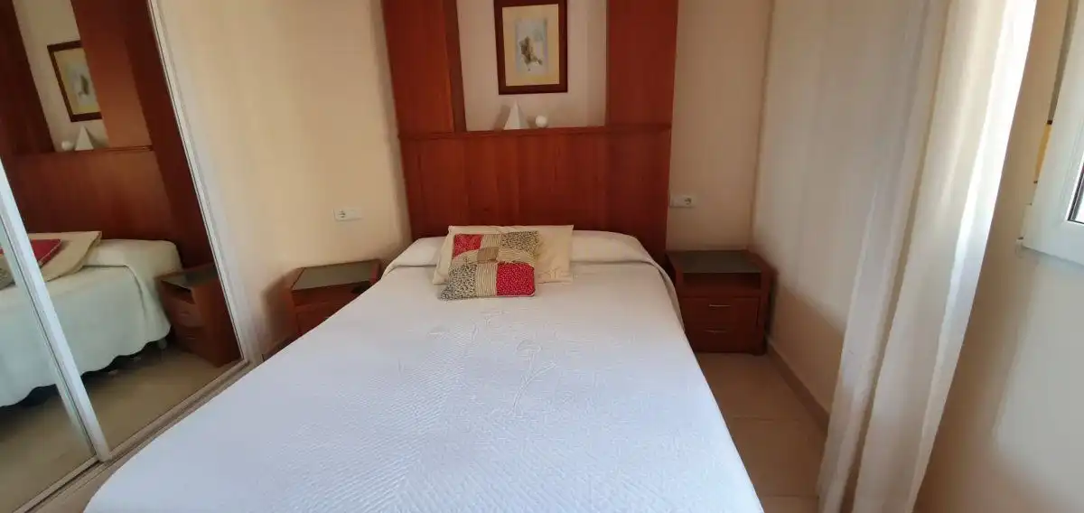 Schlafzimmer von Dachboden zur Miete in Mijas mit Klimaanlage, Heizung und Terrasse