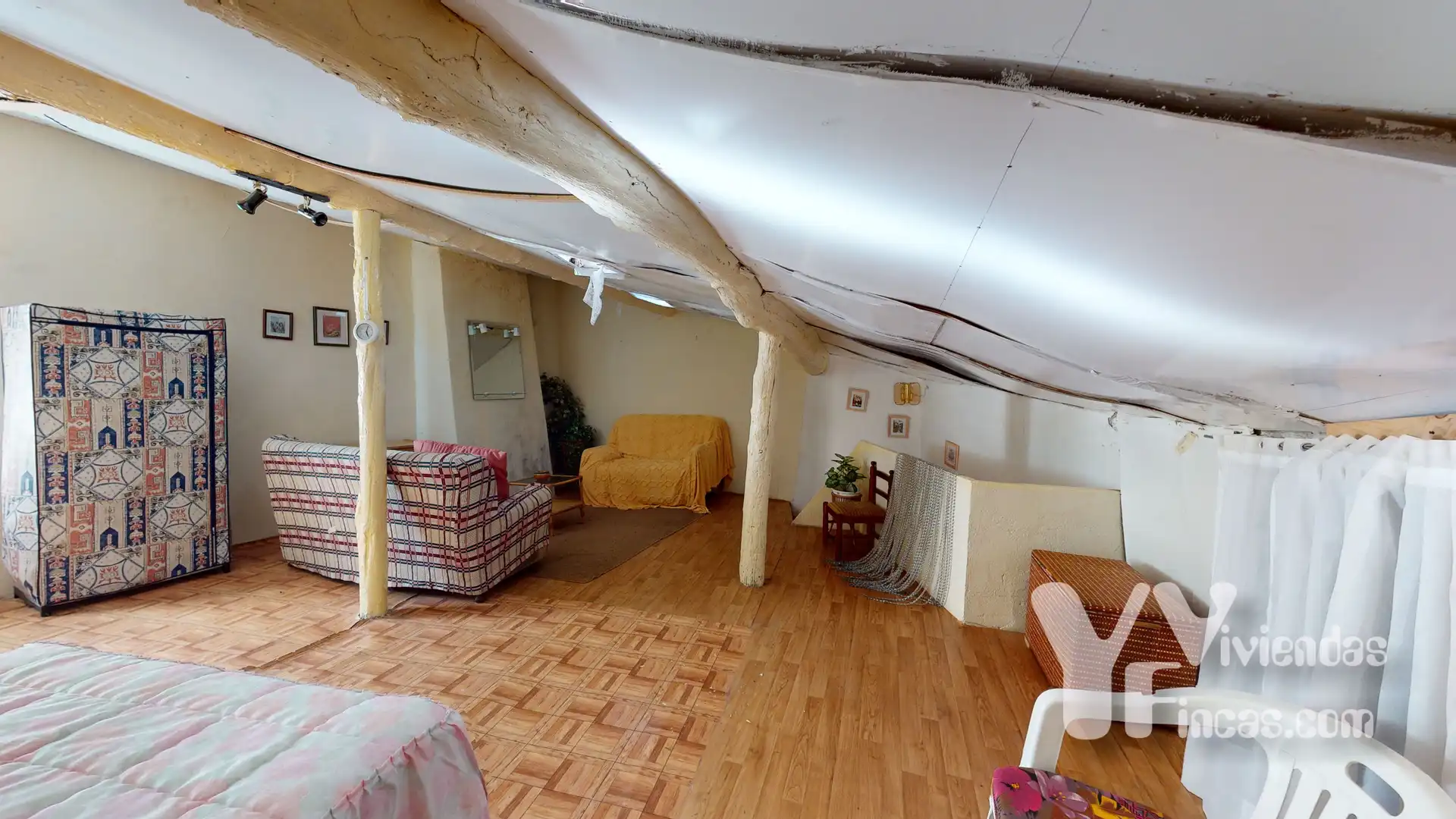 Country homes for sale in Valdelacasa  with Storage room