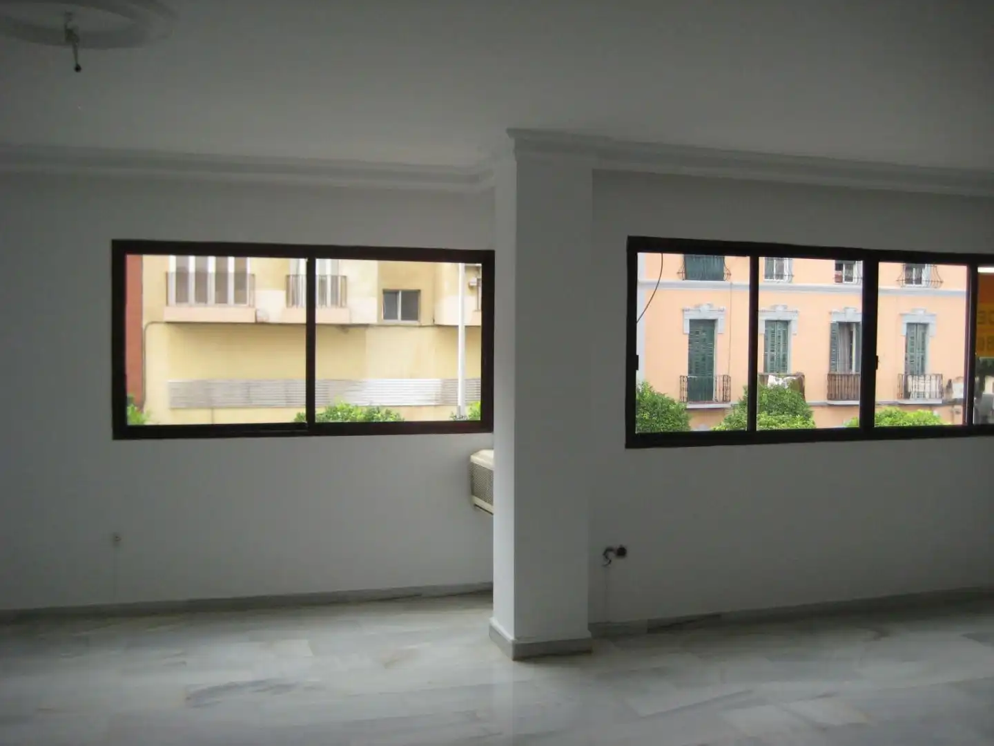 Piso en venta en Melilla con Aire acondicionado