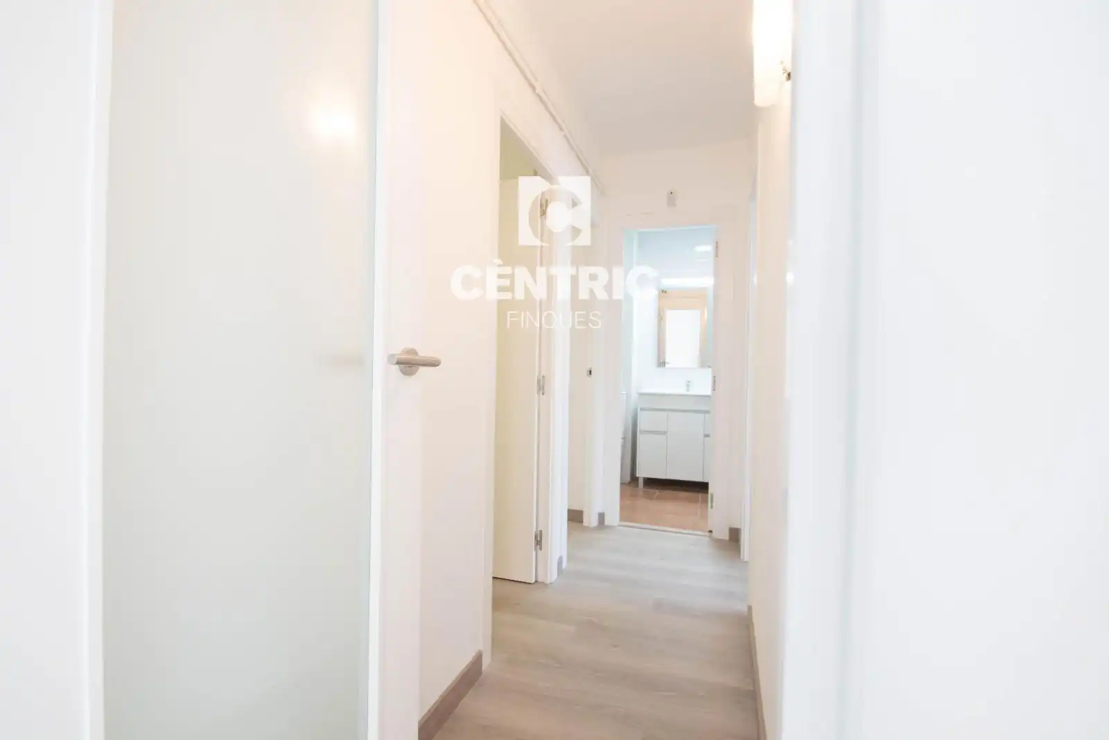 Ático en venta en Terrassa con Calefacción y Terraza