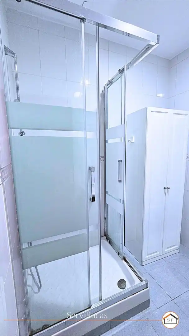 Bathroom of Flat for rent in Madrid  with Heating, Terrace and Balcony
