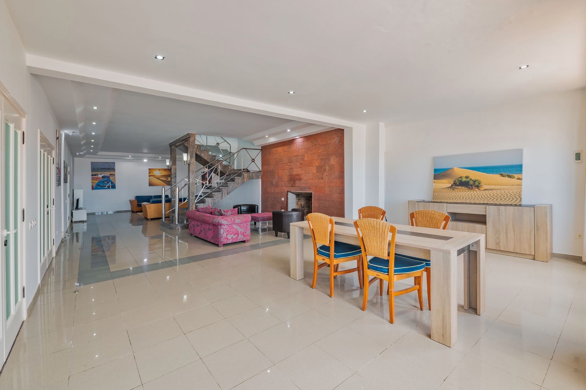 Sala d'estar de Casa o xalet en venda en Telde amb Terrassa, Piscina i Sauna