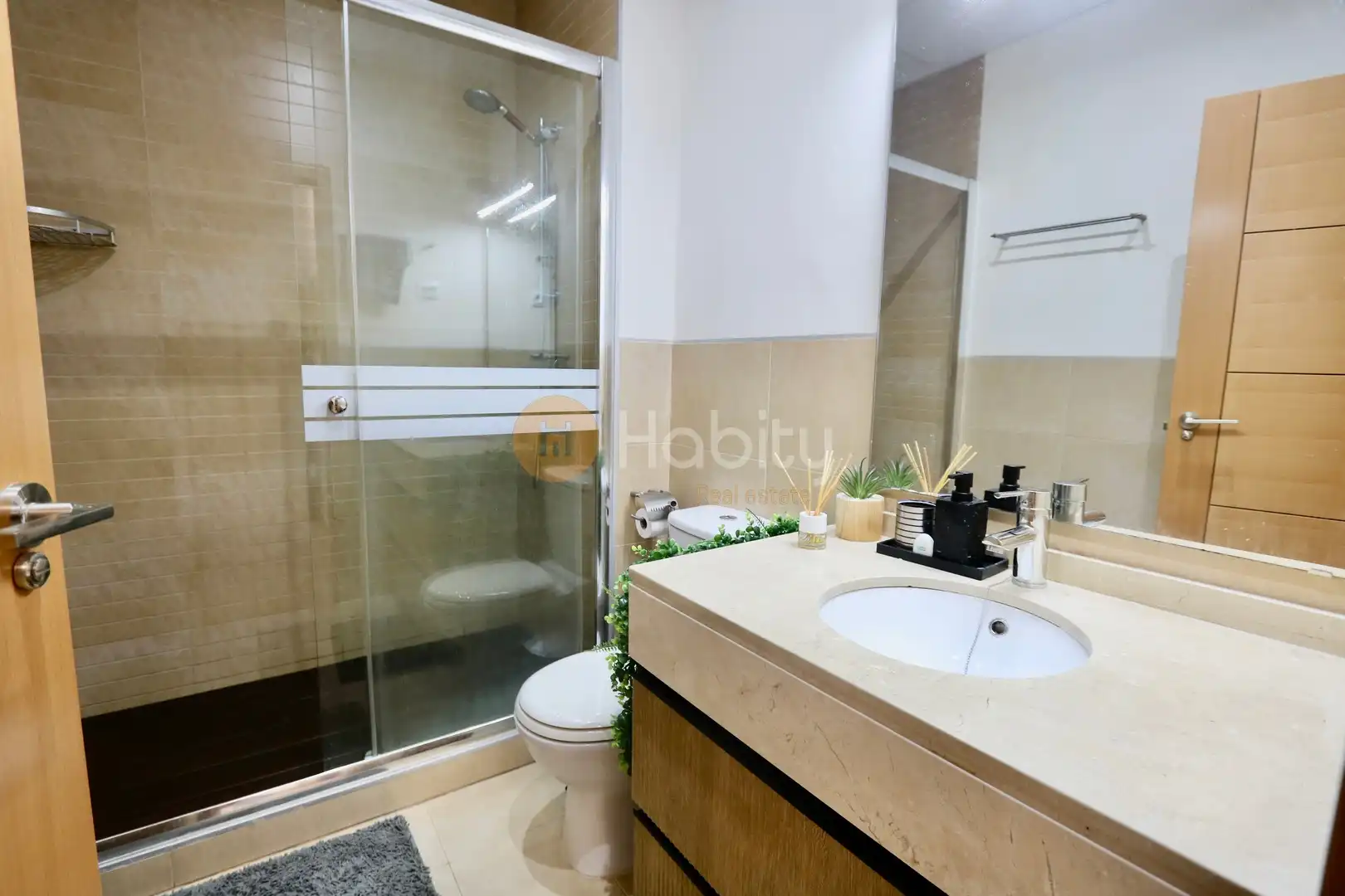 Badezimmer von Erdgeschoss zum Verkauf in Fuente Álamo de Murcia mit Klimaanlage, Heizung und Terrasse