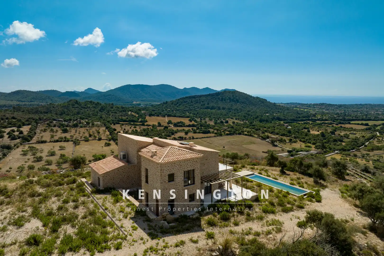 Außenansicht von Country house zum Verkauf in Son Servera mit Klimaanlage, Heizung und Terrasse