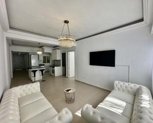 Apartament en venda a Avenida Aguilera , Mercado