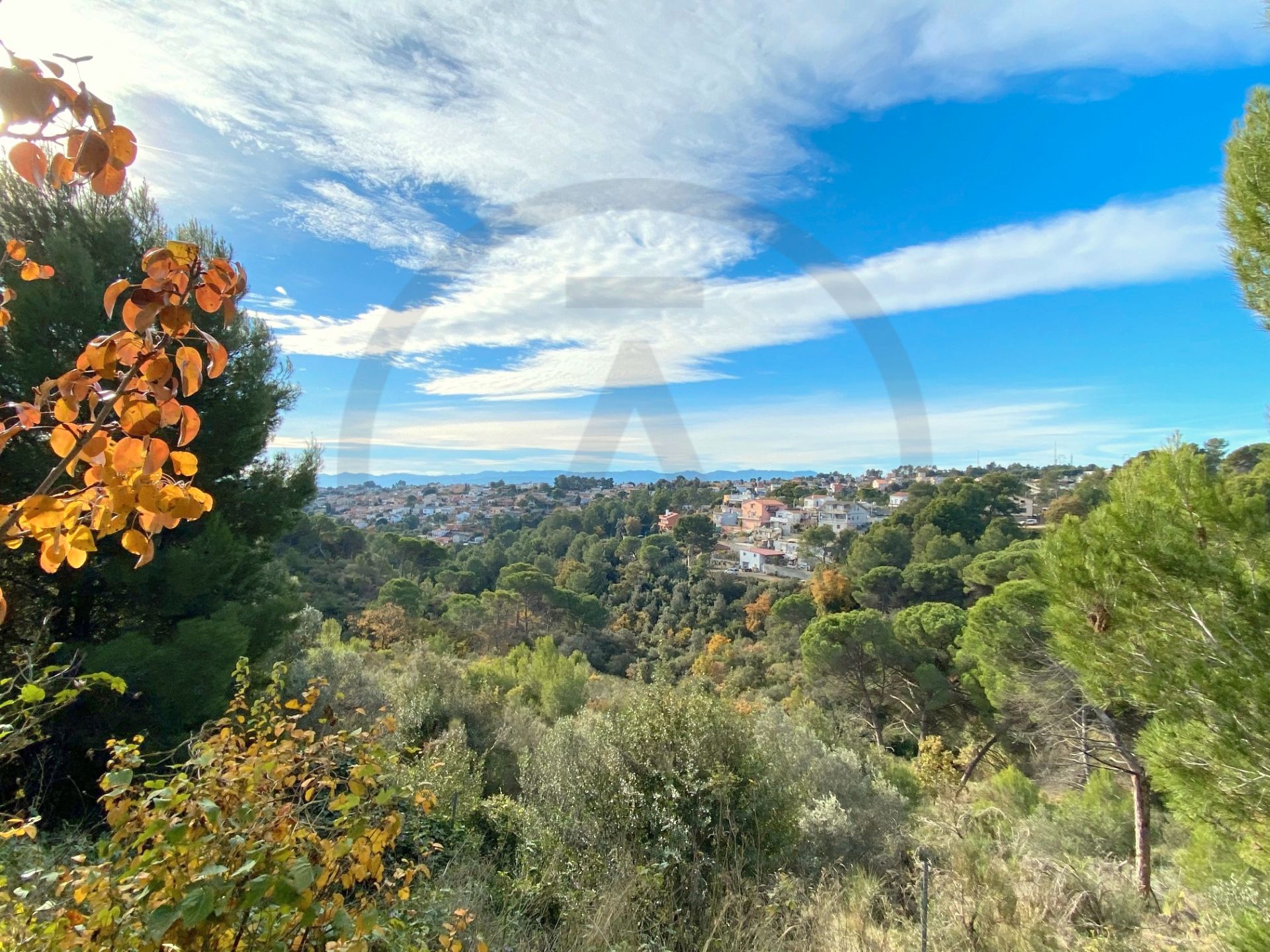 Vista exterior de Casa o xalet en venda en Rubí amb Aire condicionat, Calefacció i Jardí privat