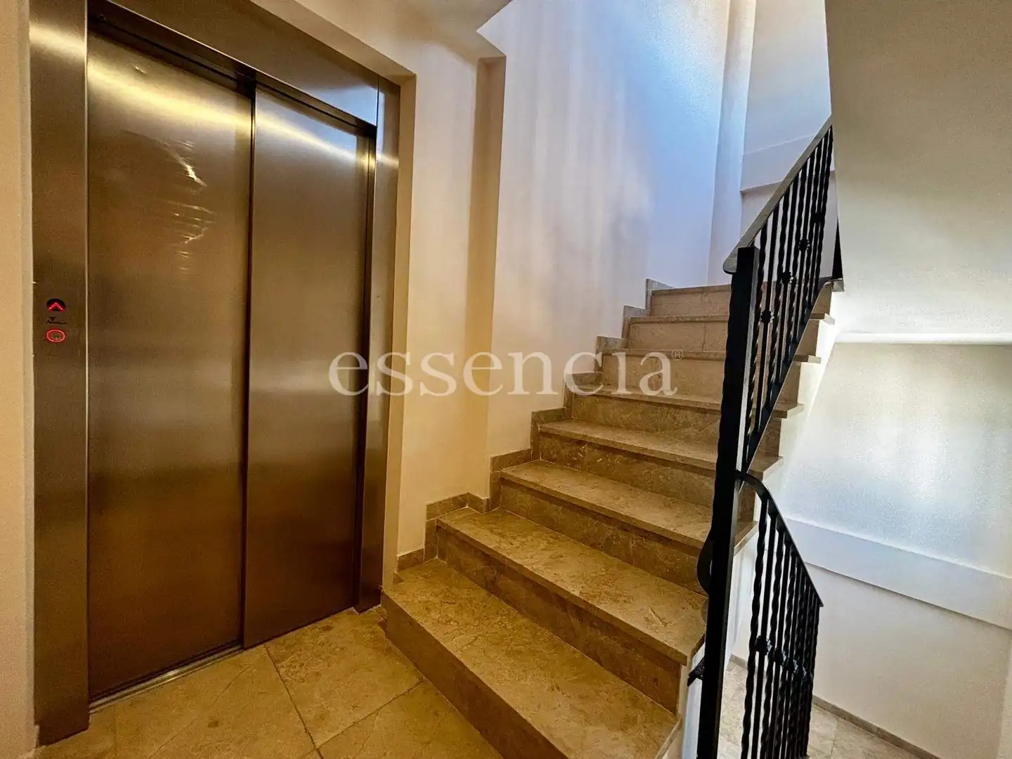 Attic for sale in Park Nord - Casona