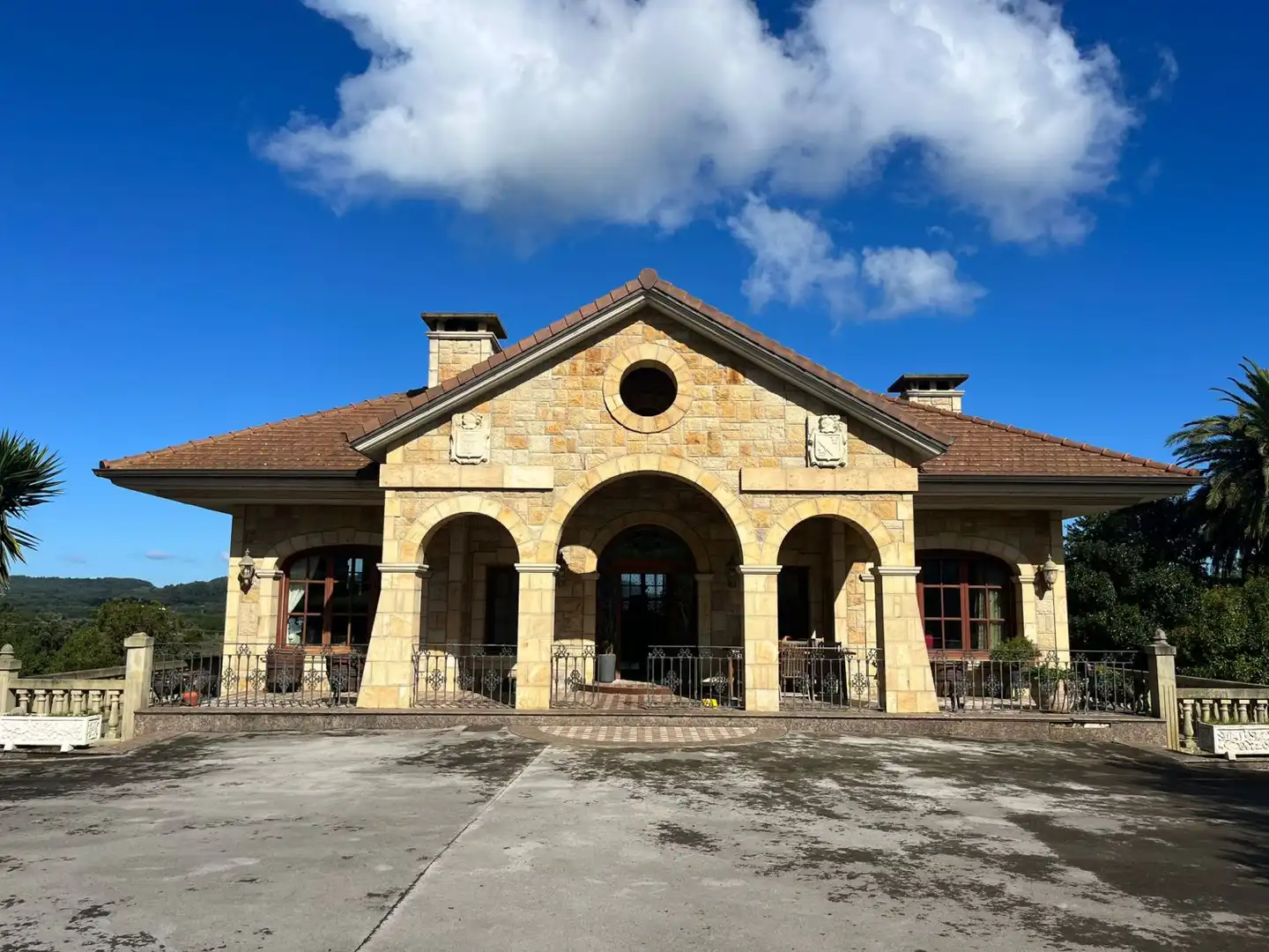 Vista exterior de Casa o chalet en venta en Noja con Calefacción, Trastero y Jacuzzi