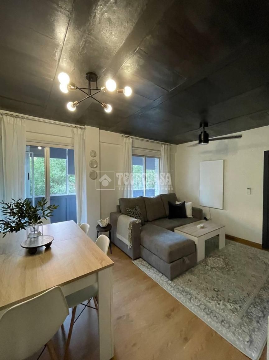 Living room of Flat to rent in Alcalá de Henares  with Terrace, Furnished and Balcony
