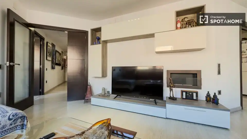 Living room of Flat for share in Barcelona  with Air Conditioner, Heating and Furnished