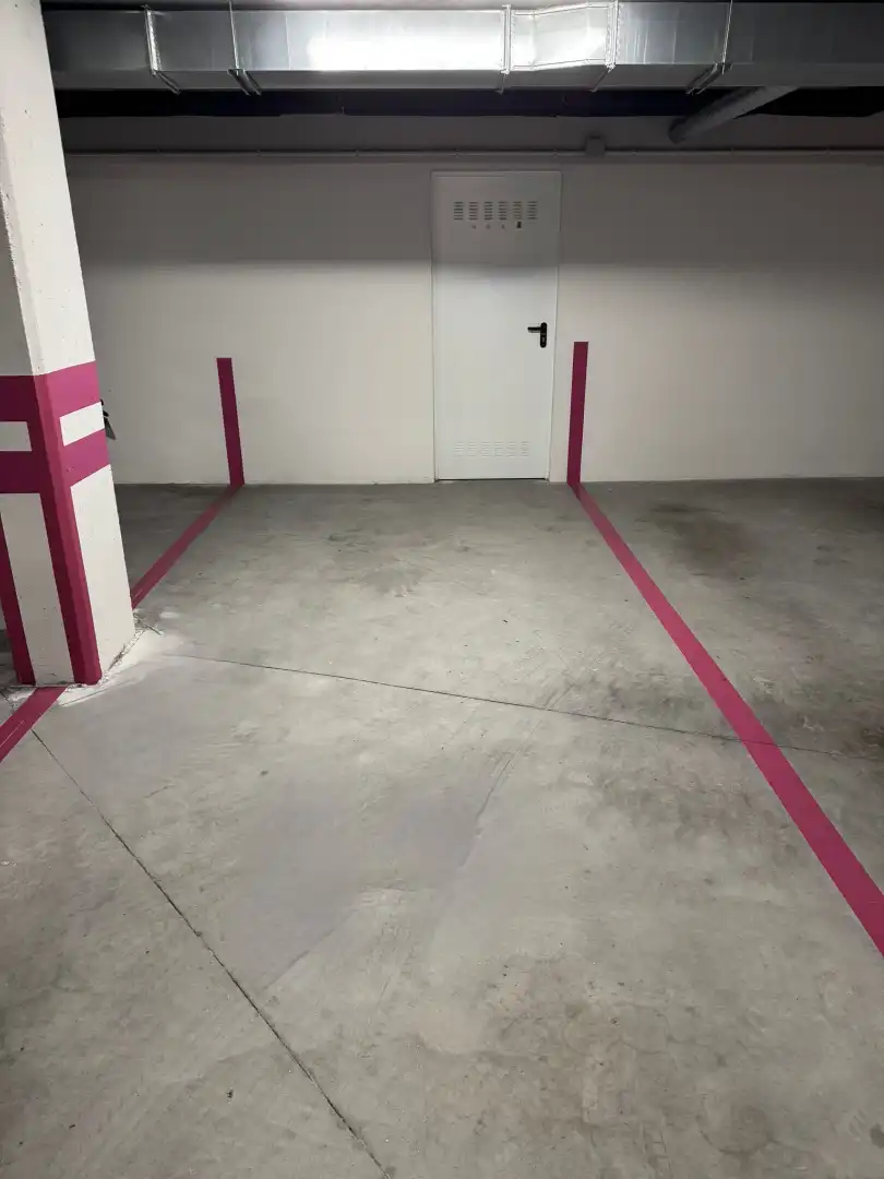 Parkplatz von Wohnung zum Verkauf in Oleiros mit Heizung, Privatgarten und Parkett