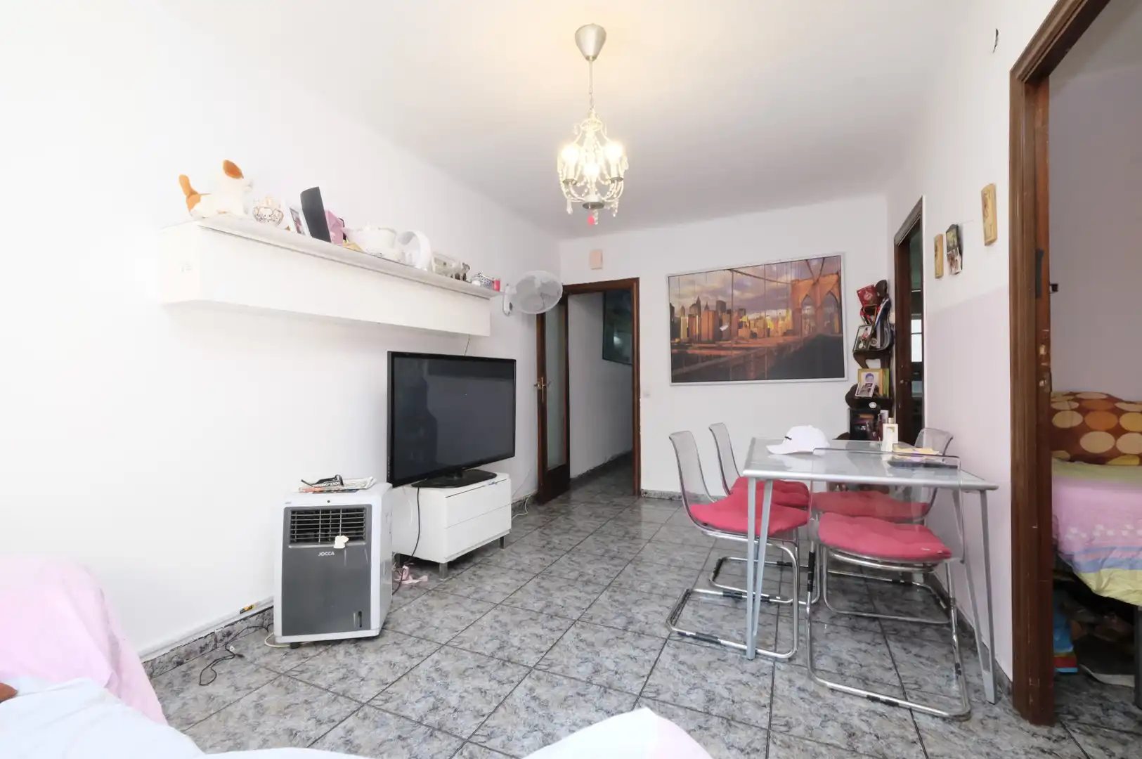 Sala d'estar de Pis en venda en Barcelona amb Forn