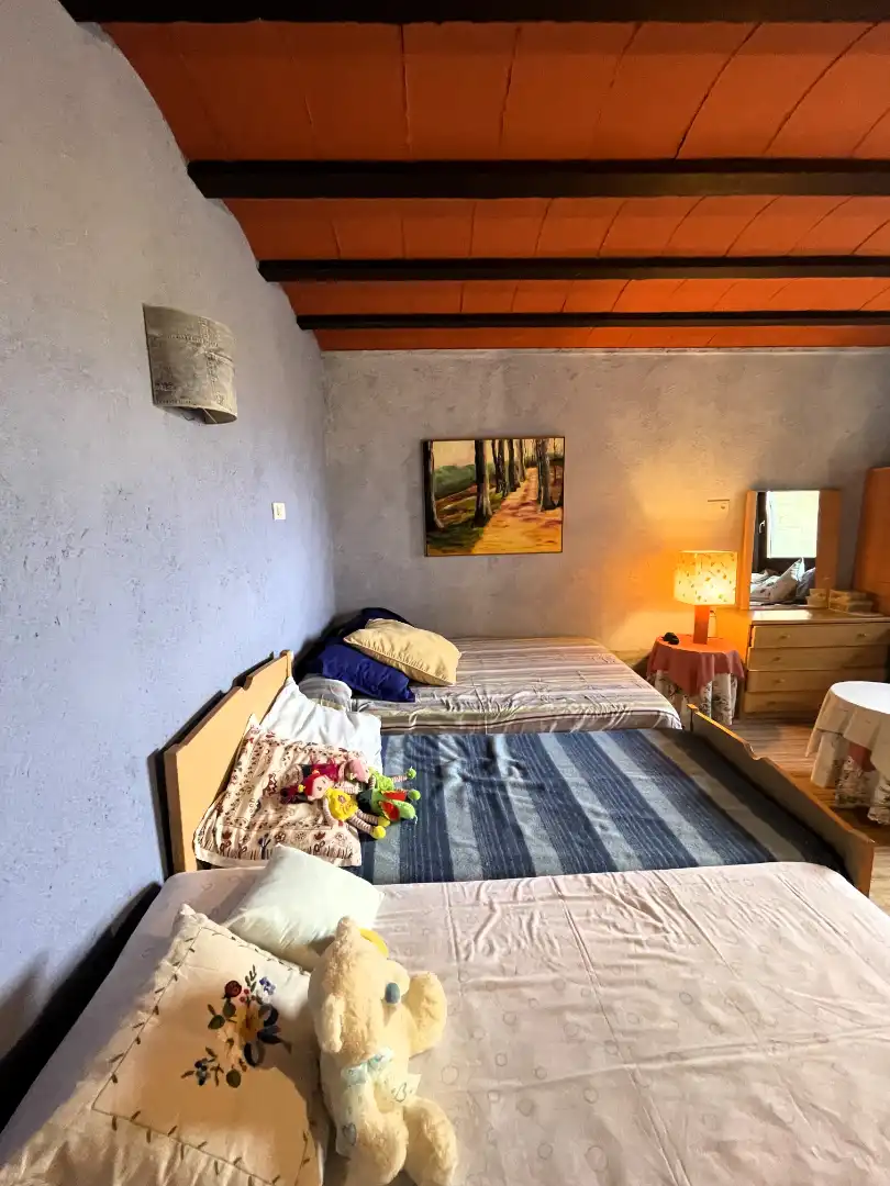 Dormitori de Finca rústica en venda en Mieres (Girona) amb Calefacció, Parquet i Terrassa