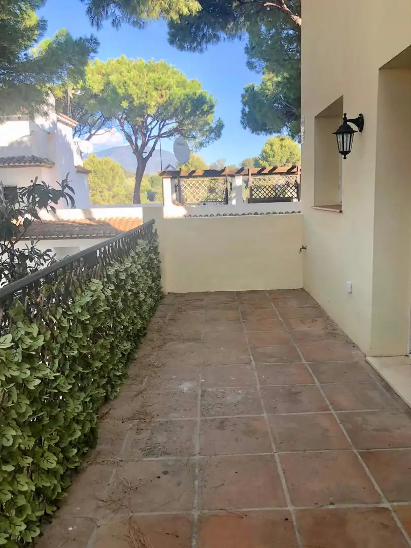 Garten von Wohnung zum Verkauf in Marbella mit Klimaanlage, Terrasse und Möbliert