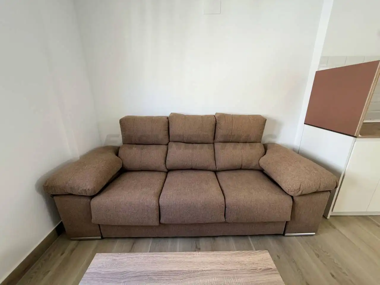 Sala d'estar de Loft de lloguer en San Roque amb Aire condicionat, Terrassa i Moblat