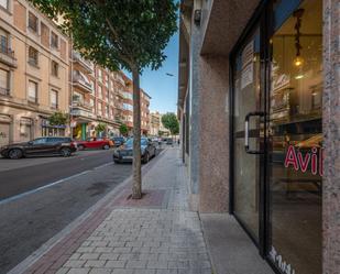 Vista exterior de Local de lloguer en Ávila Capital