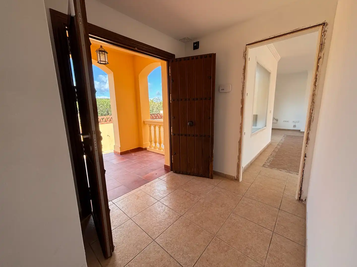 Haus oder Chalet zum Verkauf in Coín mit Privatgarten, Terrasse und Abstellraum