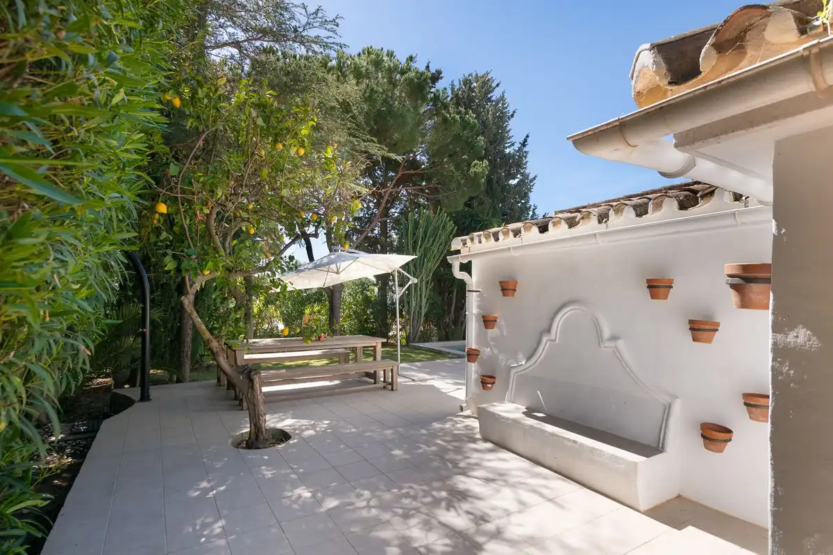 Terrassa de Casa adosada en venda en Marbella amb Aire condicionat, Terrassa i Alarma