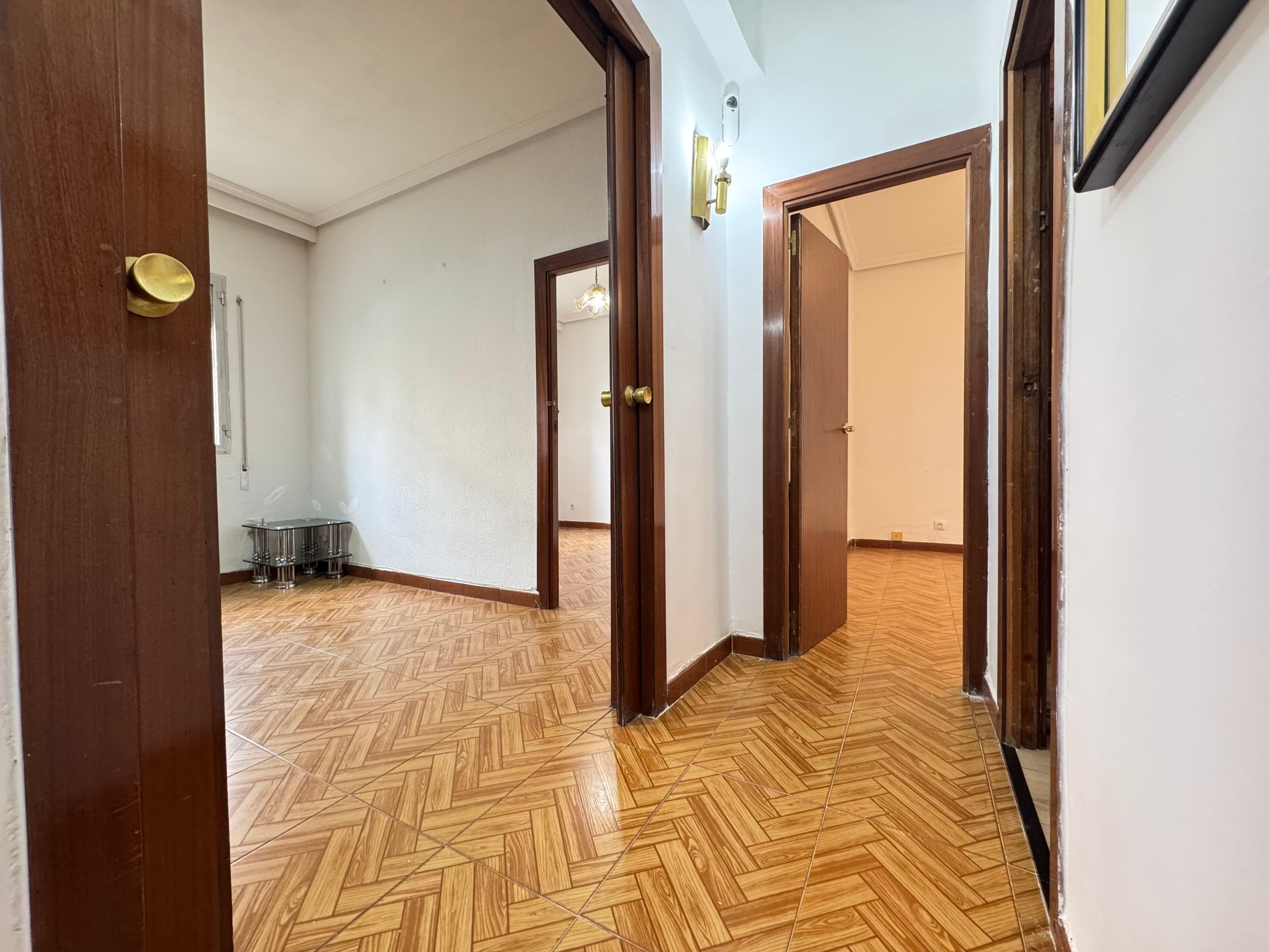 Bedroom of Flat for sale in  Madrid Capital  with Heating and Terrace