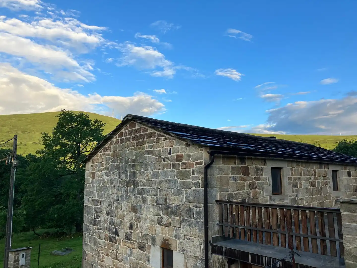 Vista exterior de Finca rústica en venta en San Pedro del Romeral con Calefacción, Jardín privado y Terraza