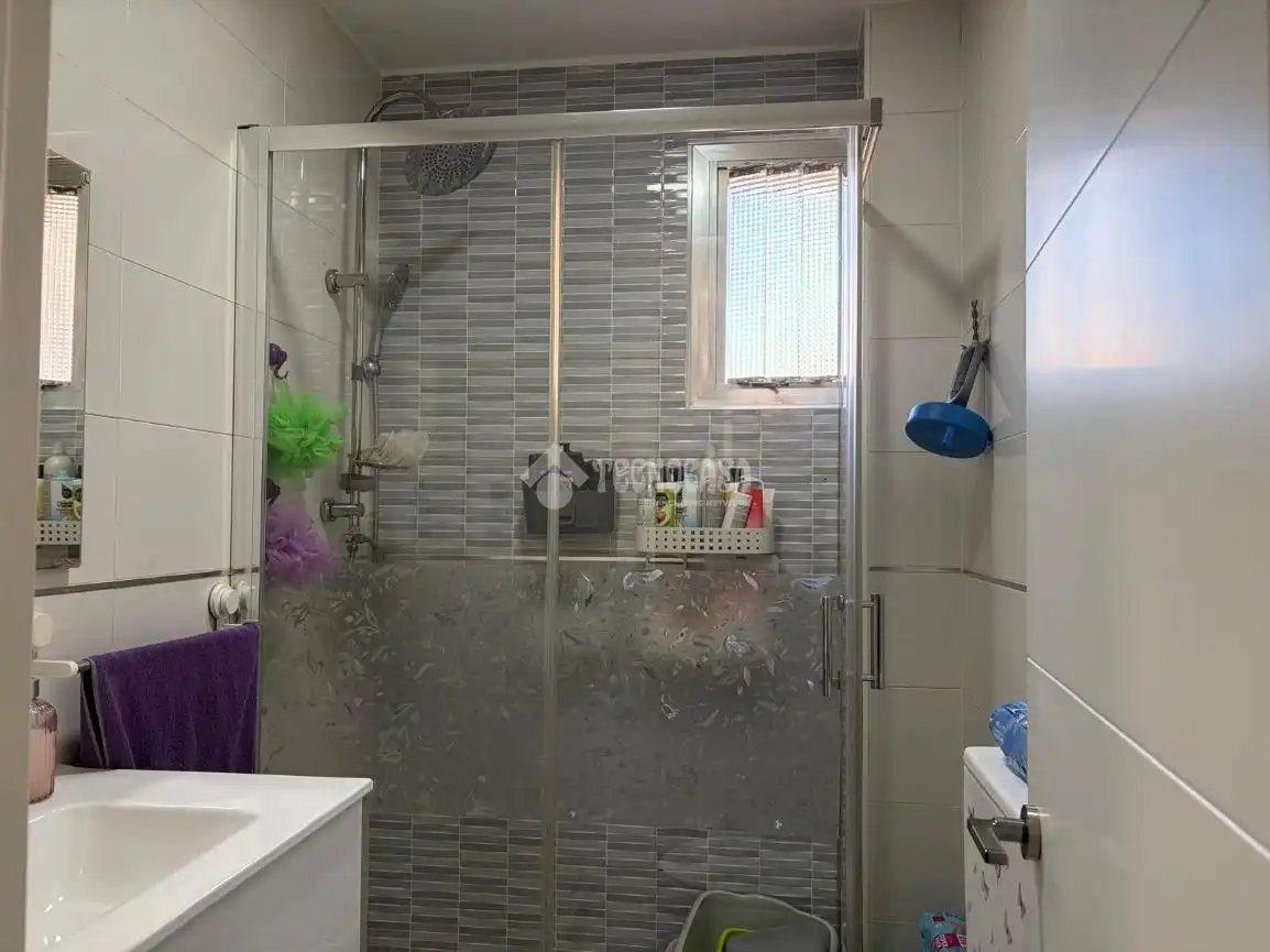 Baño de Piso en venta en Sevilla con Aire acondicionado