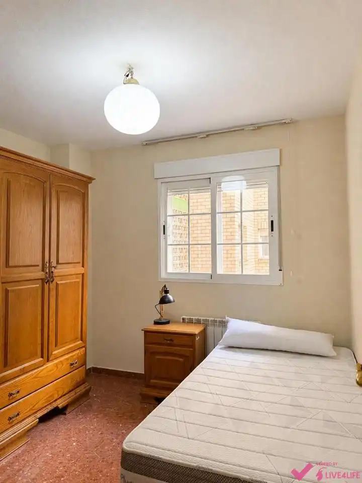 Flat with lift to rent in Calle Profesor Francisco Dalmau, imagen 3