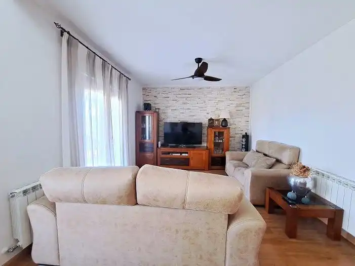 Casa con jardín en venta en Valdepeñas, imagen 3