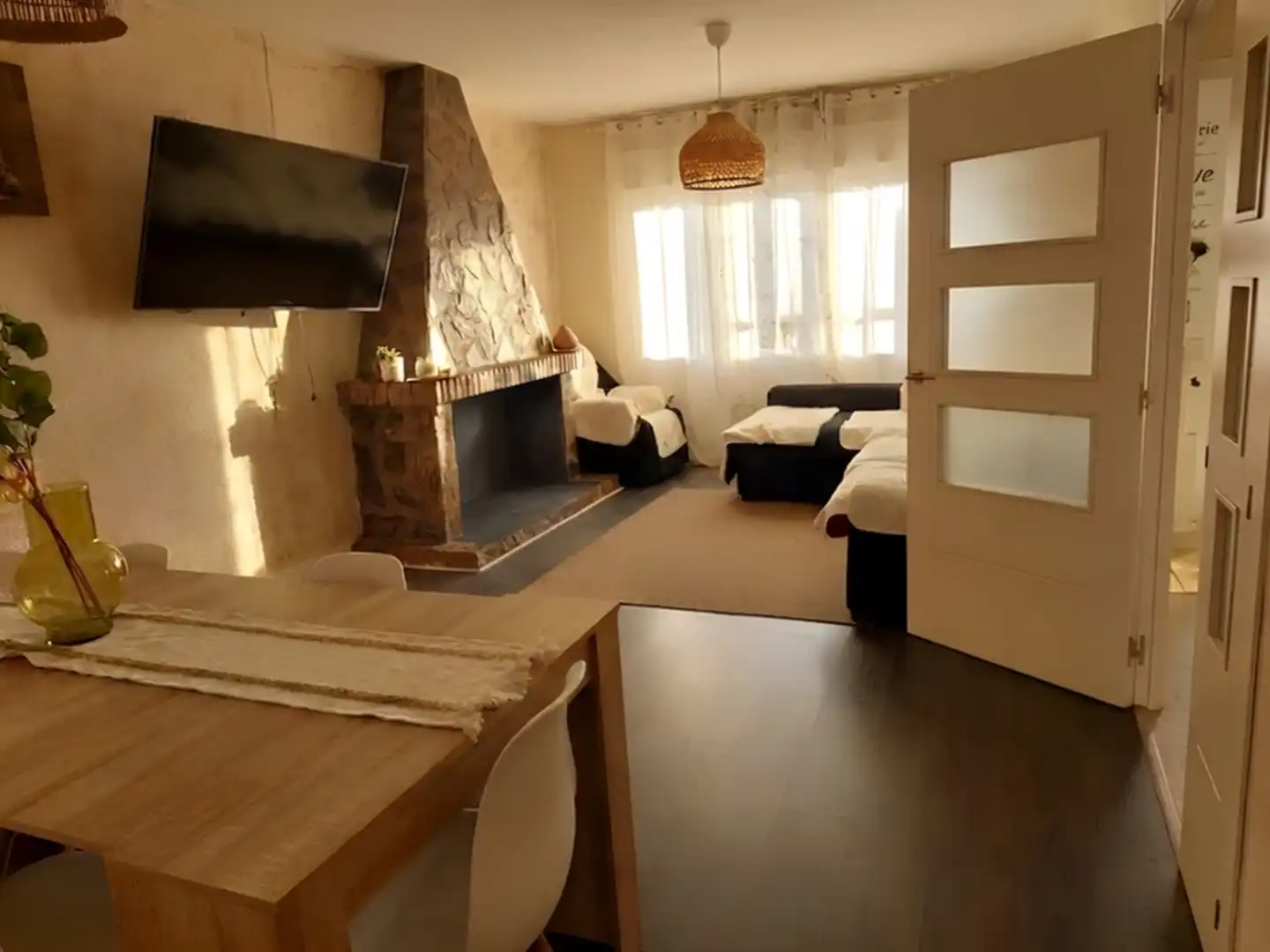 Sala de estar de Casa o chalet en venta en Cedillo del Condado con Aire acondicionado, Calefacción y Jardín privado