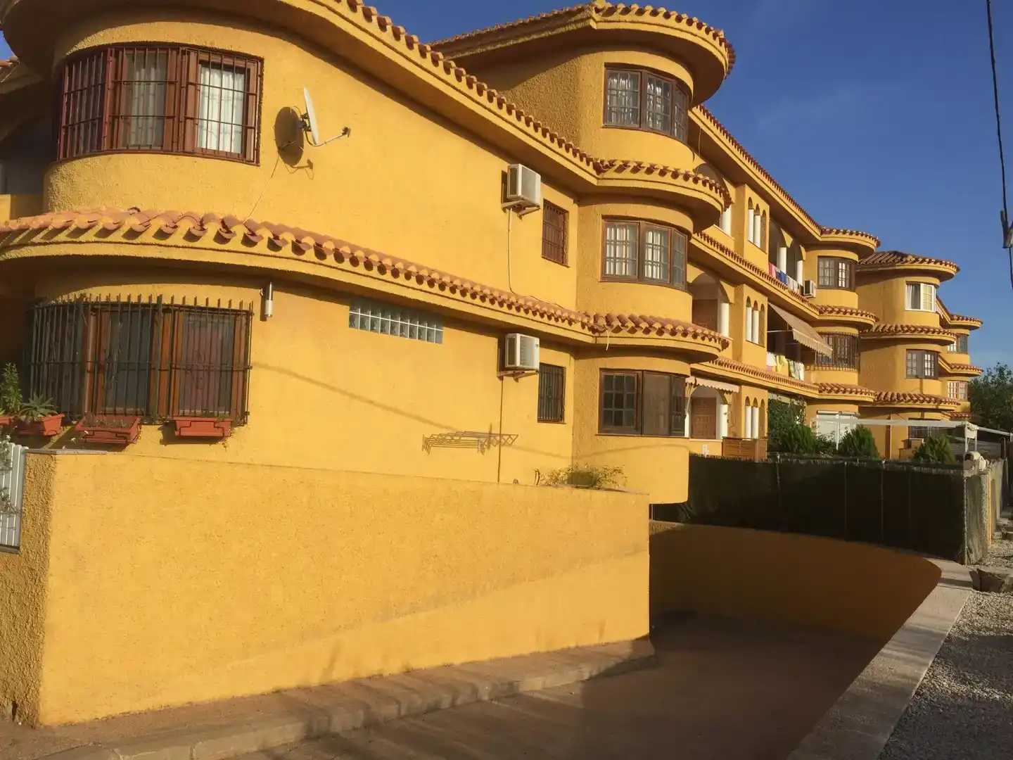 Vista exterior de Apartament en venda en Cartagena amb Aire condicionat, Piscina i Moblat