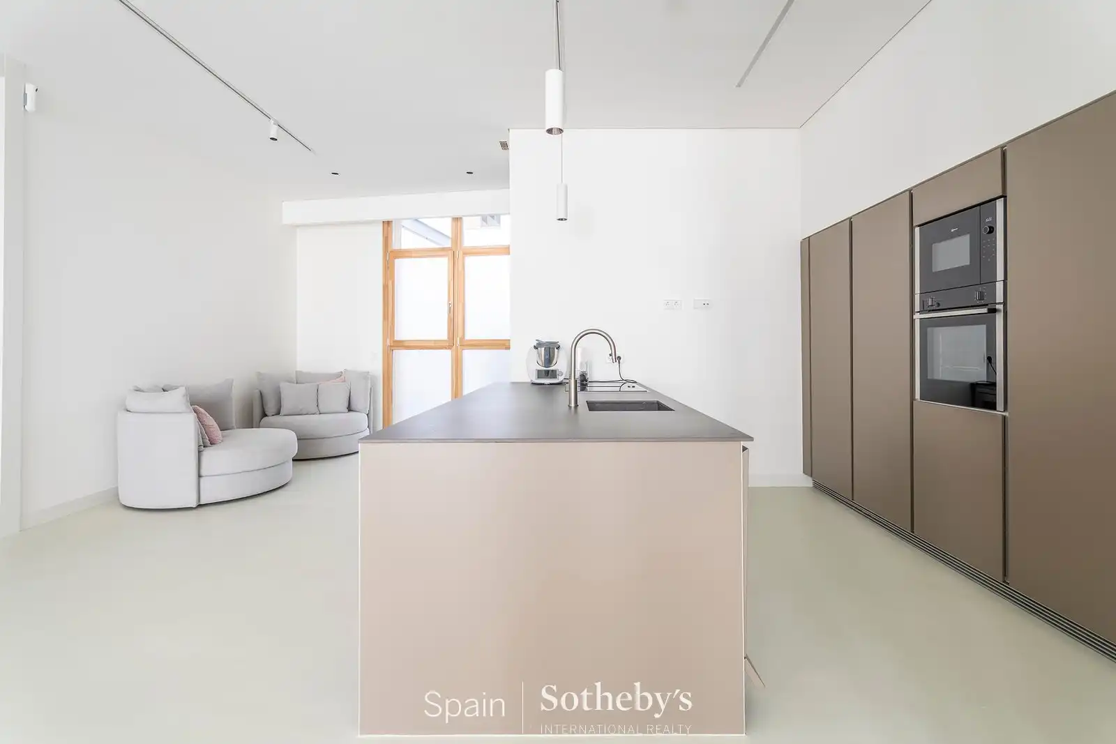 Appartement compact avec piscine à vendre à Plaza del Conde de Barajas, imagen 2