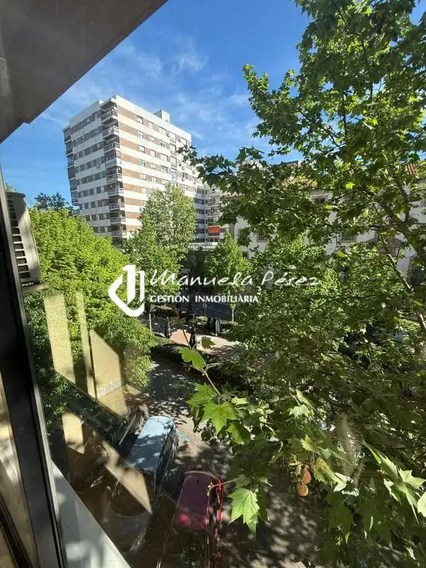 Außenansicht von Gebäude zur Miete in Cáceres Capital