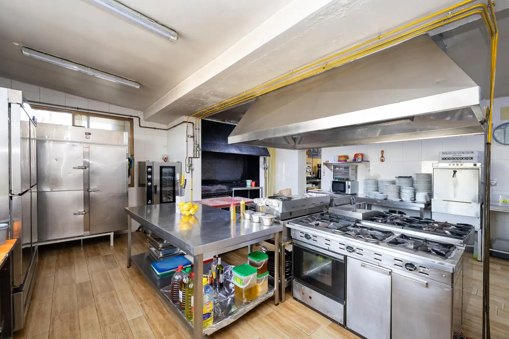 Cocina de Local en venta en Huélago