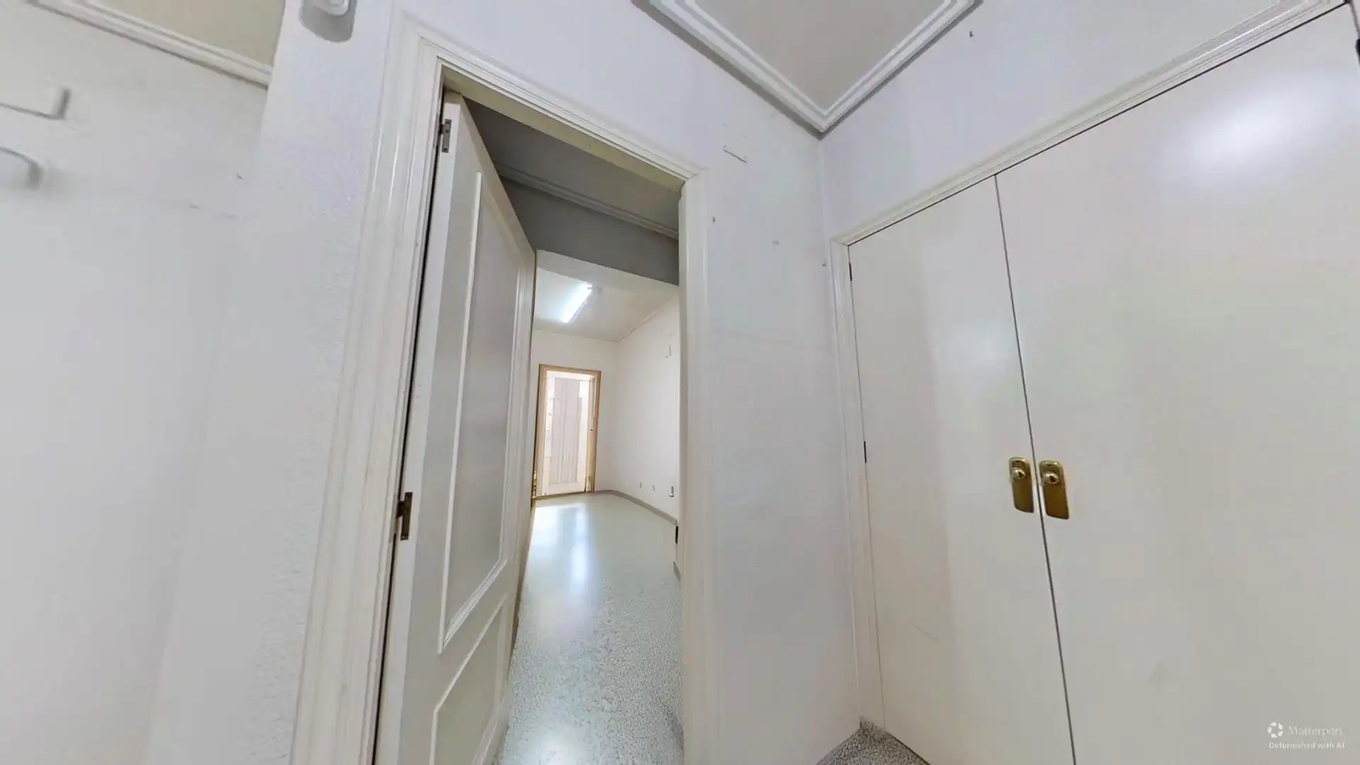 Flat for sale in Valencia  with Air Conditioner, Terrace and Storage room