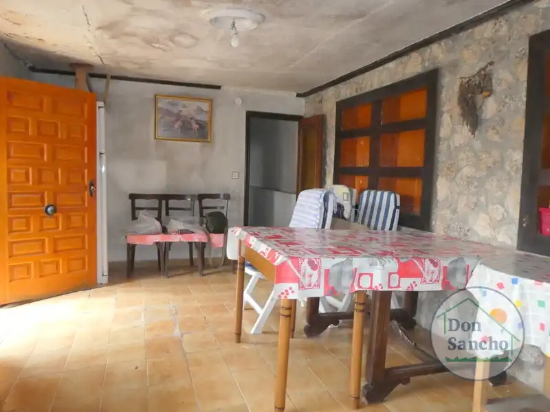 Dining room of Houses for sale in Olivares de Duero