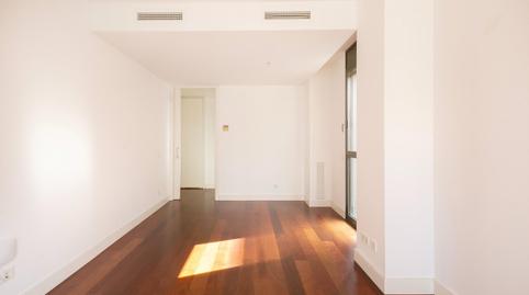 Foto 3 de Pis en venda a  Plaça de Les Dones del 36, Vila de Gràcia, Barcelona