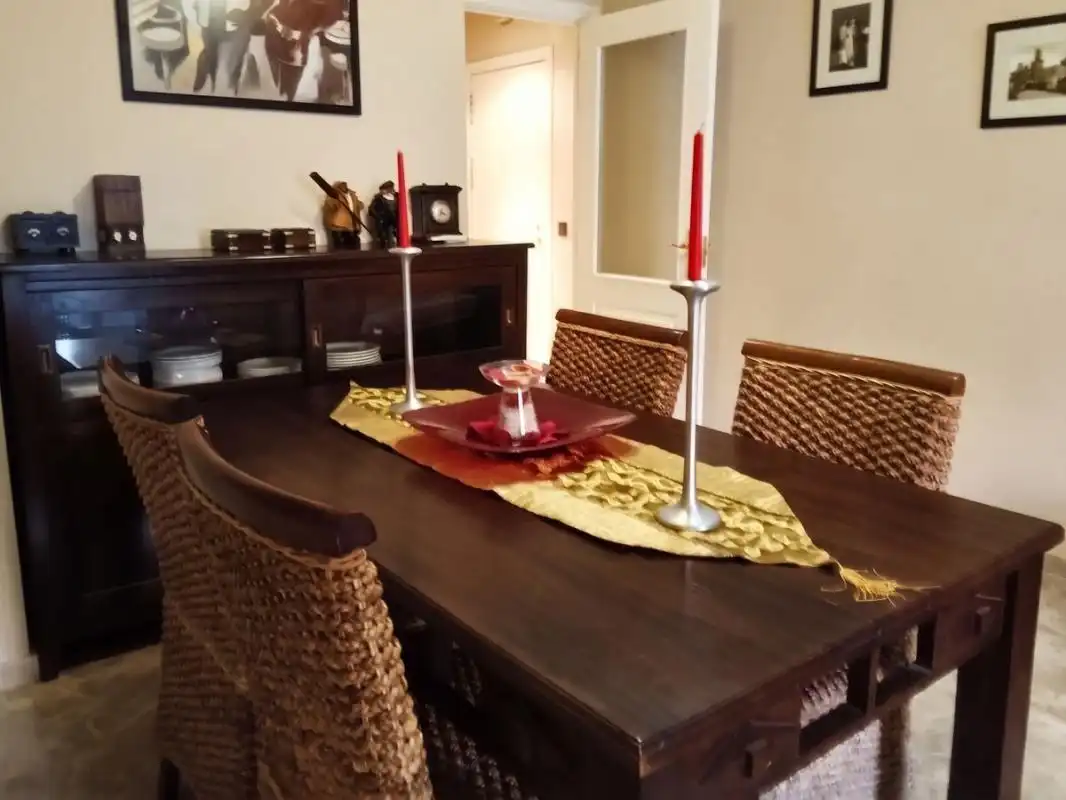 Comedor de Piso de alquiler en Montequinto con Aire acondicionado, Calefacción y Amueblado