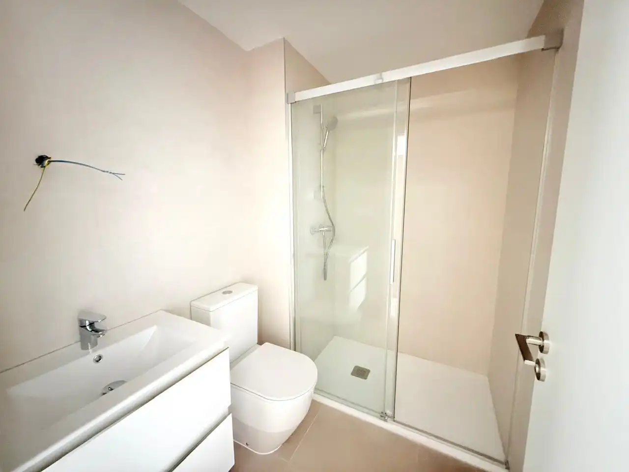 Baño de Ático en venta en Torrox con Aire acondicionado, Calefacción y Trastero