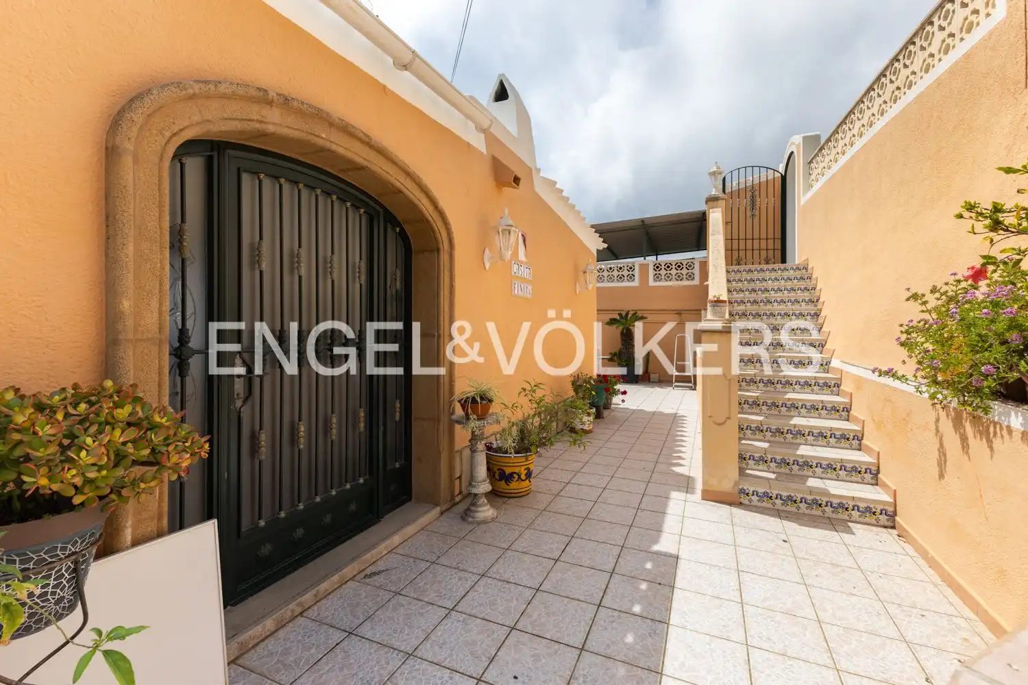 Houses for sale in Jávea / Xàbia  with Air Conditioner, Heating and Private garden