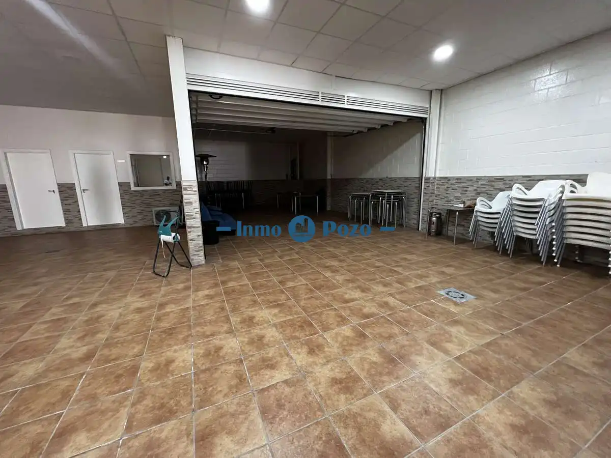 Local comercial en venta en Almendralejo