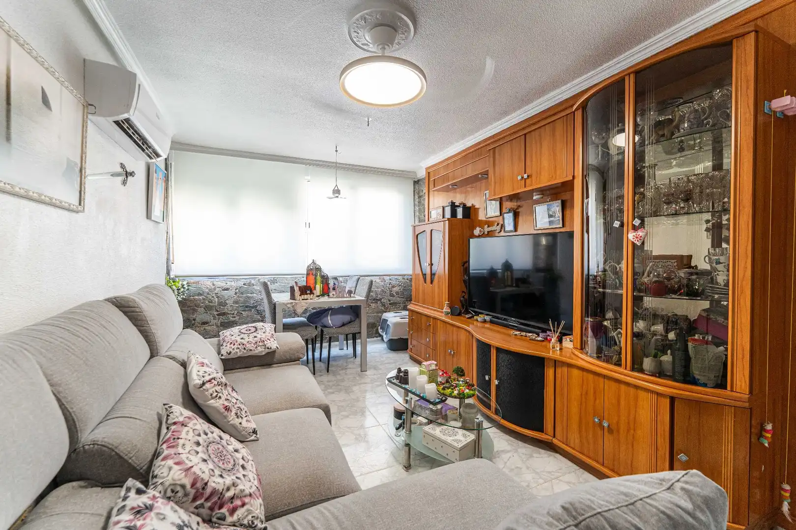 Living room of Flat for sale in Móstoles  with Air Conditioner and Heating