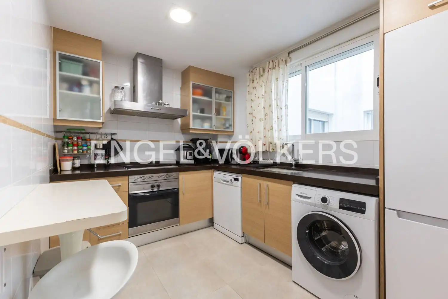 Cocina de Piso en venta en Piles con Calefacción, Trastero y Amueblado