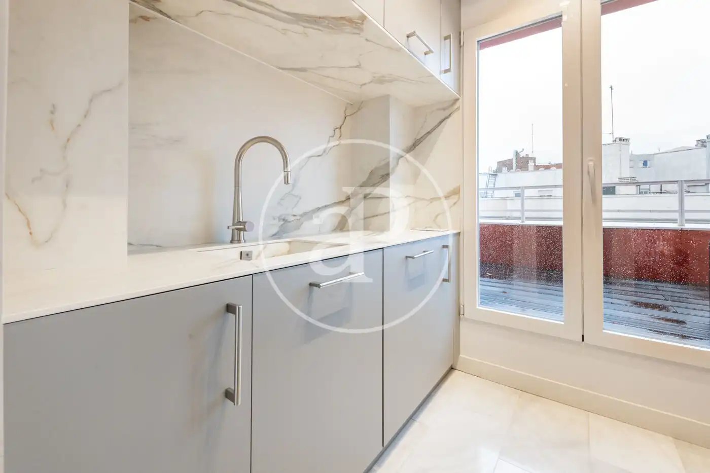 Küche von Wohnung zum Verkauf in Madrid mit Klimaanlage, Heizung und Terrasse