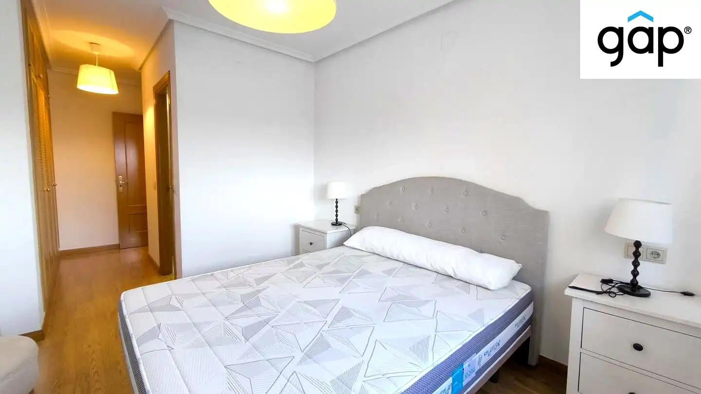 Habitación de Piso en venta en Cuenca con Calefacción, Trastero y Amueblado